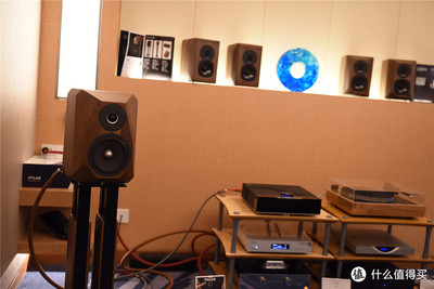 耳機發(fā)燒 篇九十九:產品從幾十到幾百萬元不等:第15屆新深圳音響展的浮光掠影